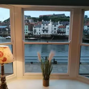 Holiday home Harbour Side, Whitby